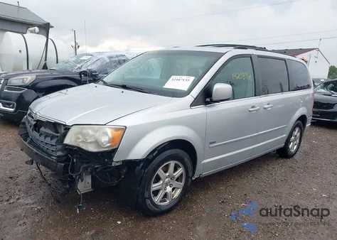 2008 Chrysler Town & Country Touring из США, поврежденный, VIN 2A8HR54P38R823822